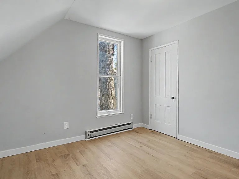1426 Washington St NE #2 — Photo 6
