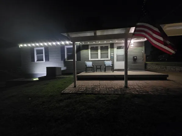 2300 S Arlington Ave, Independence, MO 64052