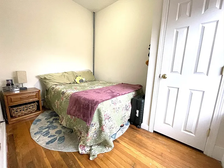 3 Cedar St #2 — Photo 5