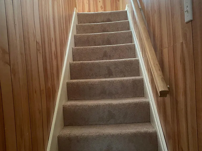 295 N Locust Point Rd — Photo 8