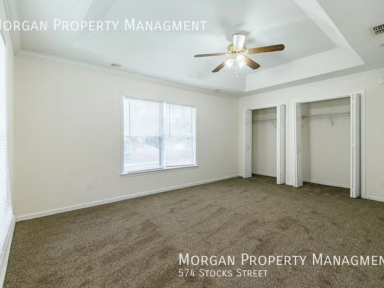 574 Stocks St — Photo 8