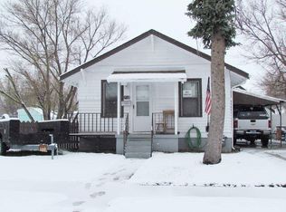 712 E 5th St, Cheyenne, WY 82007