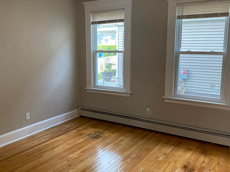 37-39 Benham St #1 — Photo 9
