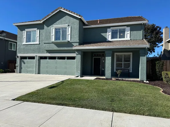 2110 Glenview Dr, Hollister, CA 95023