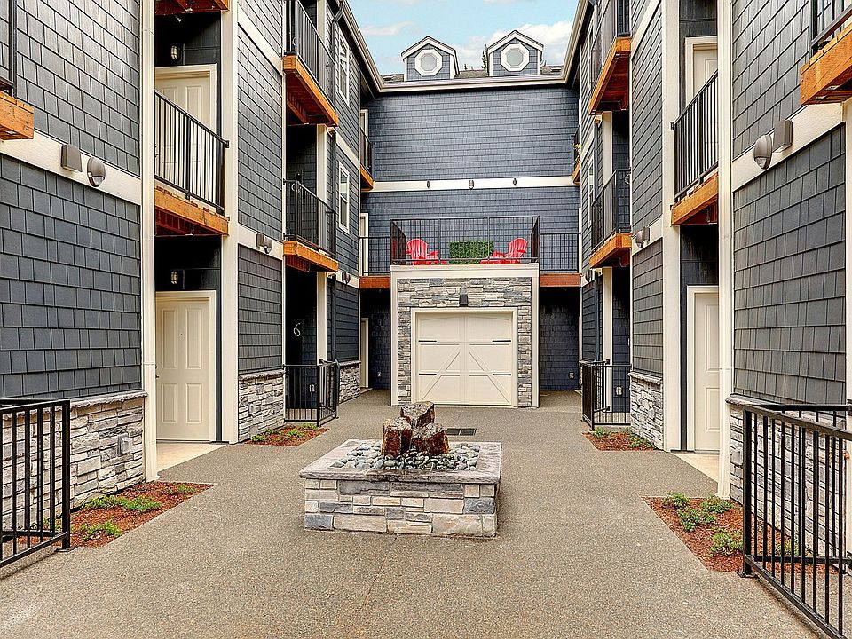 1st image of 7510 SE Milwaukie Ave #204