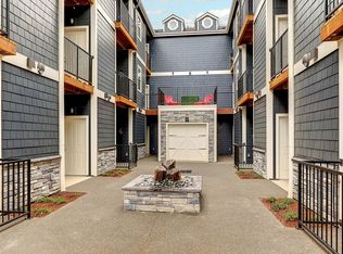 7510 SE Milwaukie Ave #204, Portland, OR 97202