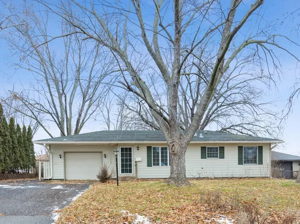 3319 69th St E, Inver Grove Heights, MN 55076