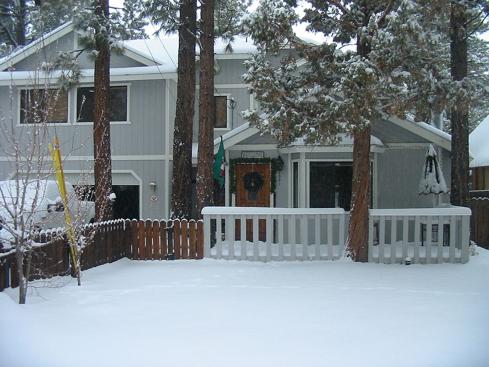 1st image of 2061 3rd Ln