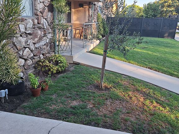 2nd image of 3229 Glenhurst Ave APT 6