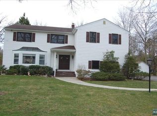 14 Buckingham Rd, Cresskill, NJ 07626