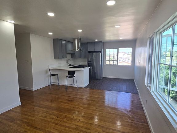 4th image of 2507 Obama Blvd