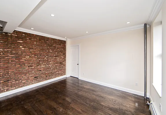 Rented by In Haus LLC | media 8