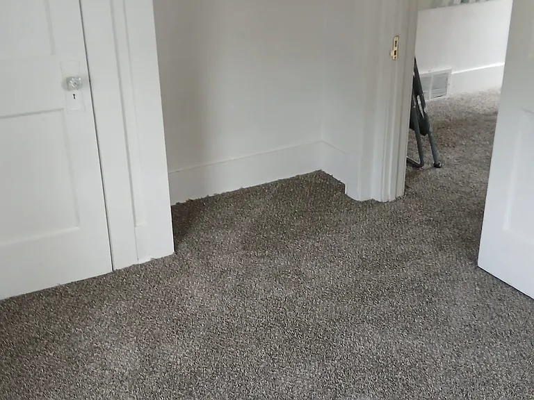 553 Brighton Ave — Photo 9