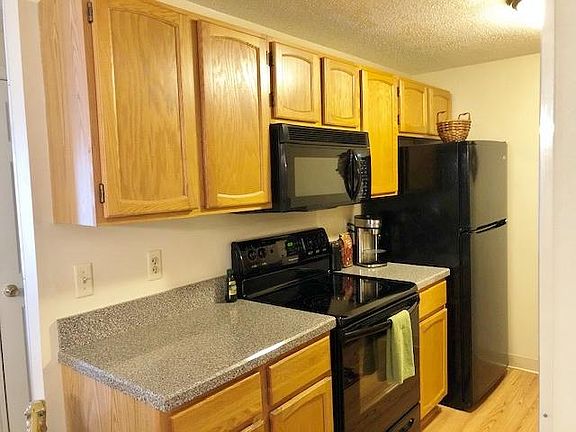 4th image of 188 Heritage Dr