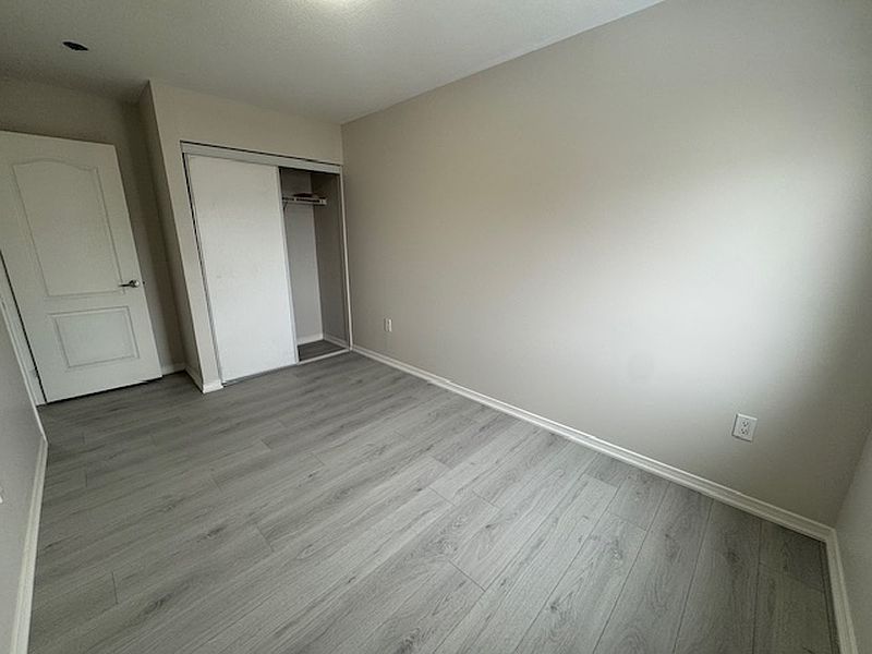 Kitchener Apartment for rent - 3 Bedrooms — photo 15