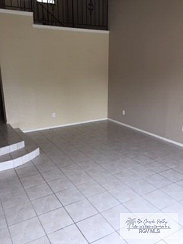 2nd image of 109 Santa Ana Ave