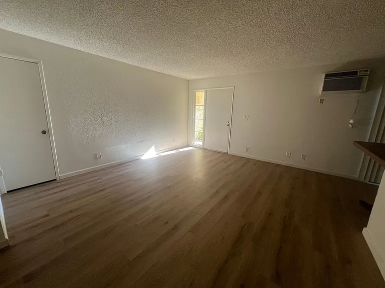 3680 Howard Ave #98 — Photo 23