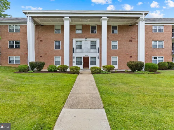 9808 47th Pl APT 302, College Park, MD 20740
