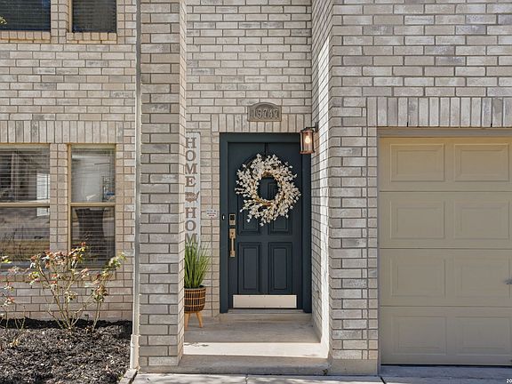 4th image of 15747 lomita springs