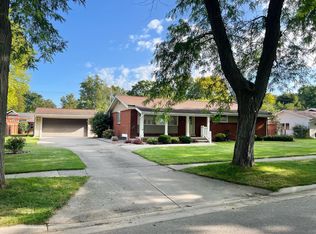 407 Buchanan Dr, Midland, MI