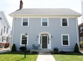 407 68th St, Kenosha, WI 53143