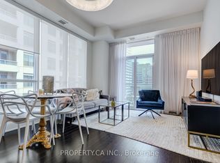 21 Balmuto St #1401, Toronto, ON M4Y 1W4