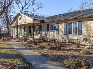 2002 S 17th St, Rogers, AR 72758