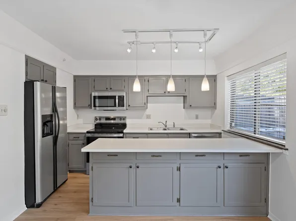 1888 Poplar Woods Cir E Unit 1888, Germantown, TN 38138