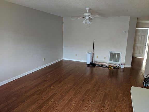 1st floor living area