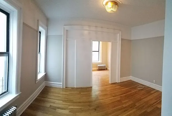Rented by Smart NY Realty LLC | media 9