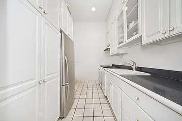 Rented by Living New York