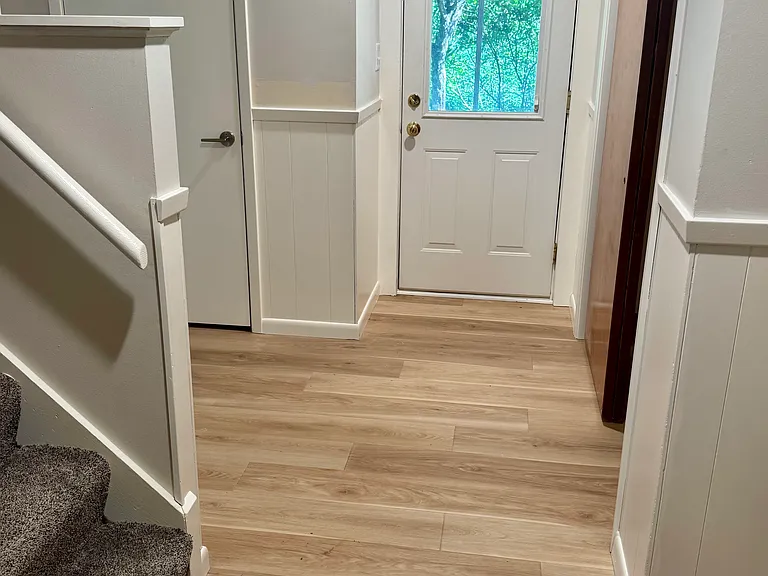 1758 Venus Ave — Photo 11