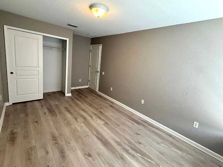 7727 Fairgrove Ave — Photo 17