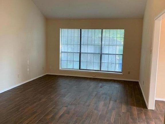 Tile Floors that look like wood.