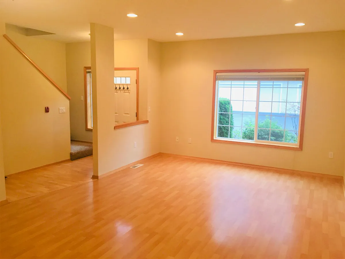 Living room - 18955 108th Ln SE