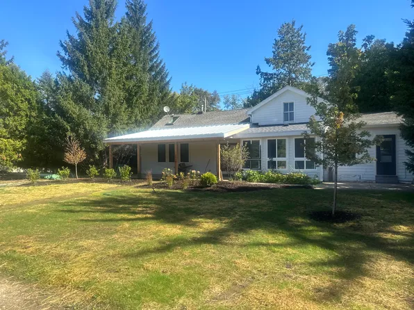 8045 N Green Bay Rd, Brown Deer, WI 53209