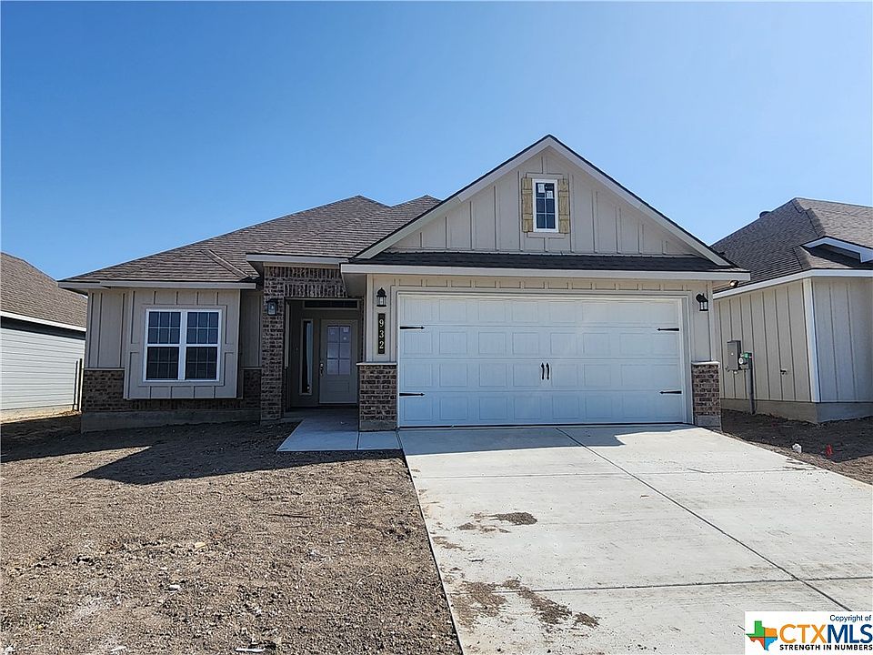 1st image of 932 James Parker Cir