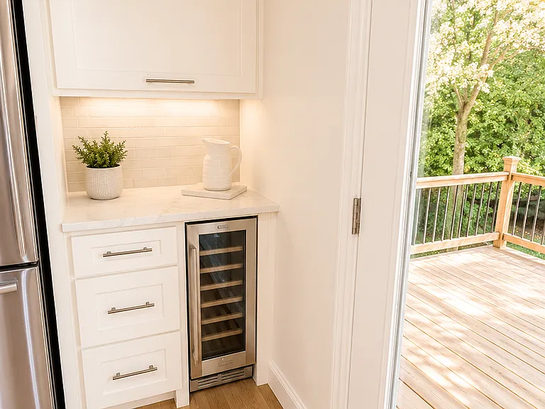 2221 Marann Dr #1 — Photo 4