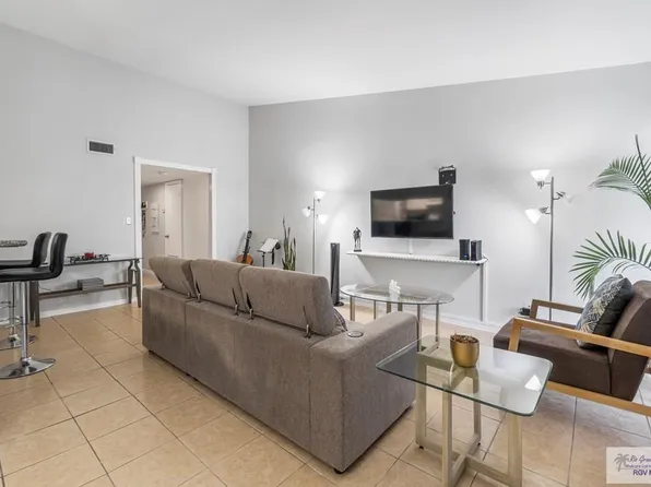 4601 Carmen Ave APT 2402, Rancho Viejo, TX 78575