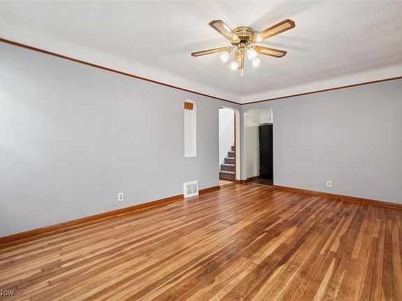 4th image of 6107 Orchard Ave