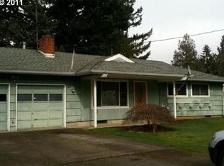 15747 NE Halsey St, Portland, OR 97230