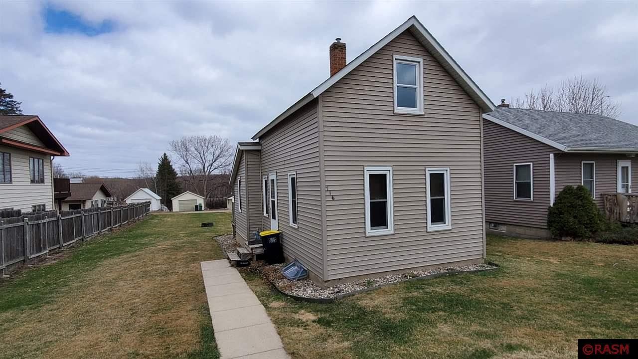 716 N Spring St New Ulm Mn 56073 Mls 7026615 Zillow