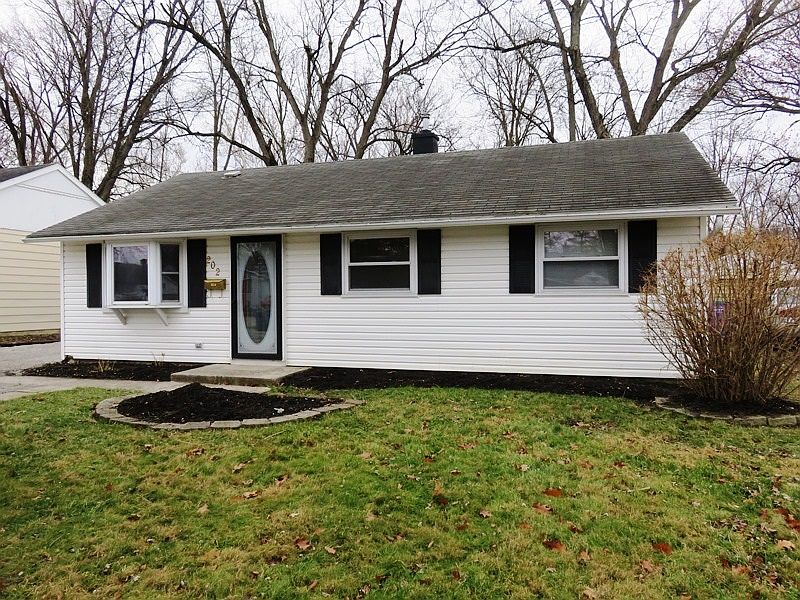 1st image of 202 Heatherwood Ln