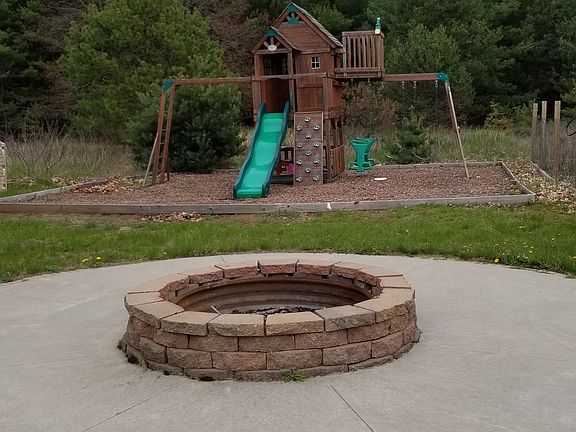 Back Yard-fire pit & playset