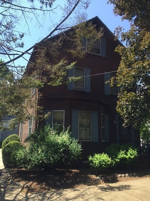 1st image of 124 Holworthy St #1