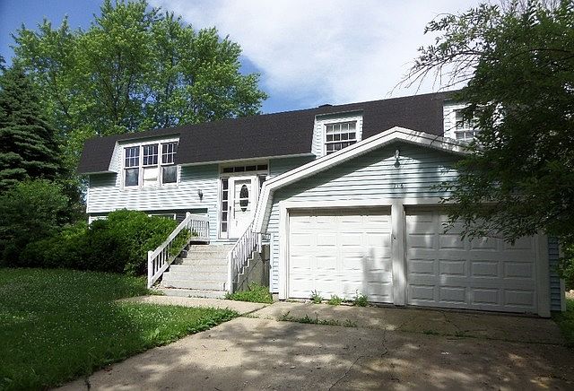 1st image of 116 Oakwood Dr