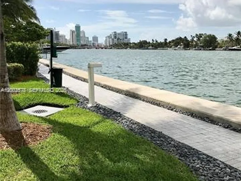 6700 Indian Creek Dr #1005 — Photo 4