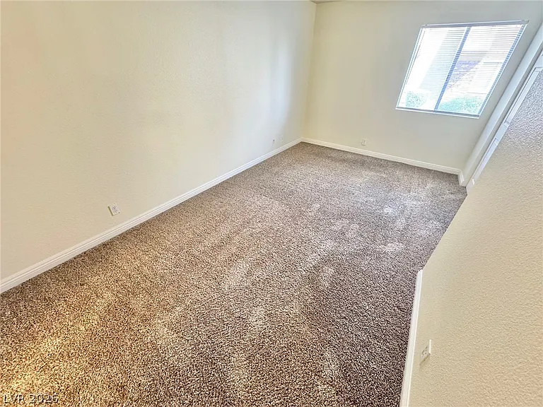 5422 River Glen Dr #377 — Photo 15