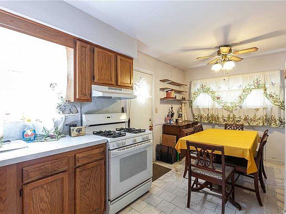 5th image of 137-19 169th St