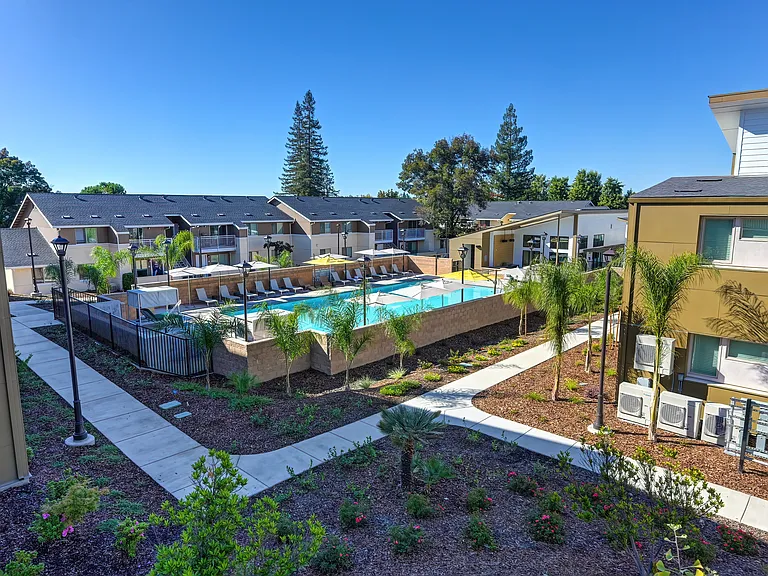 Canyon Terrace Apartments — Photo 10
